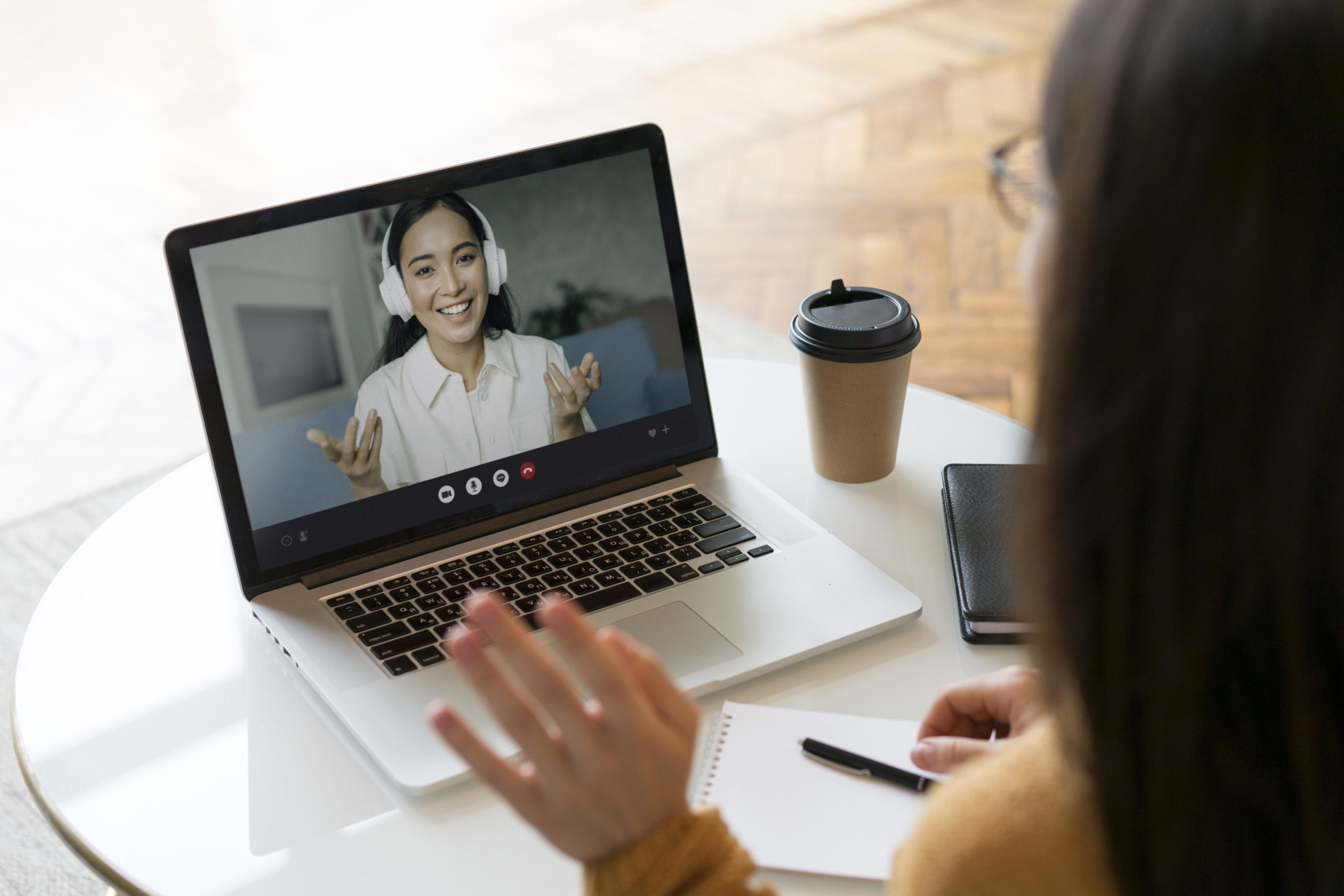 woman-having-business-meeting-online woman-having-business-meeting-online